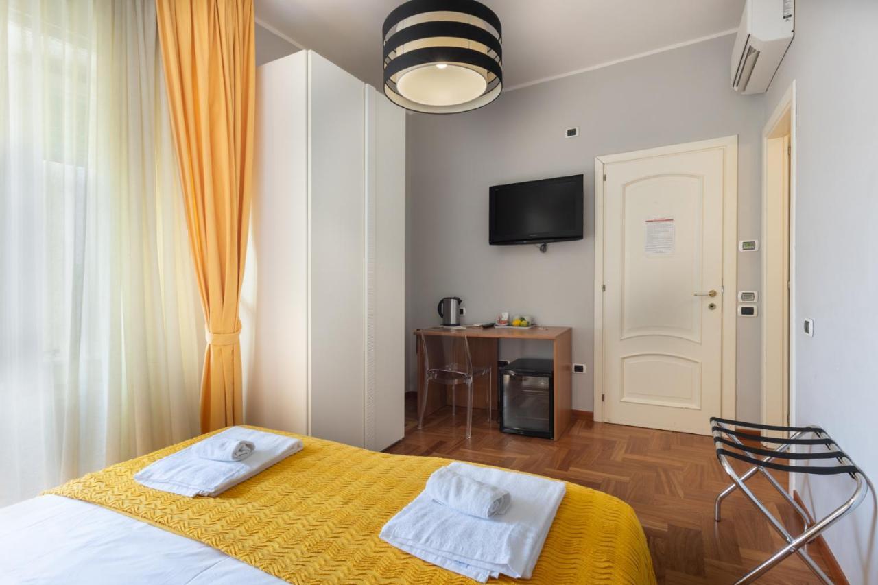 Bed And Breakfast Del Fiore Кальяри Экстерьер фото